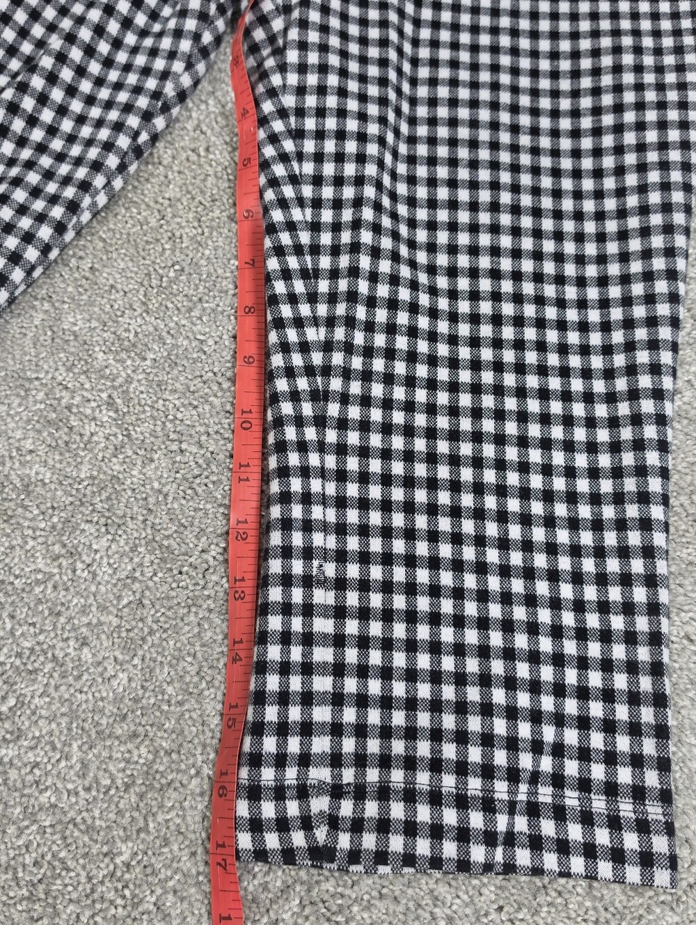 Anthropologie Gingham Petal Pusher Pants in Black & White - Picture 7 of 12
